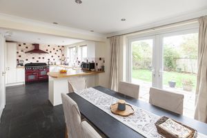 Kitchen/Diner- click for photo gallery